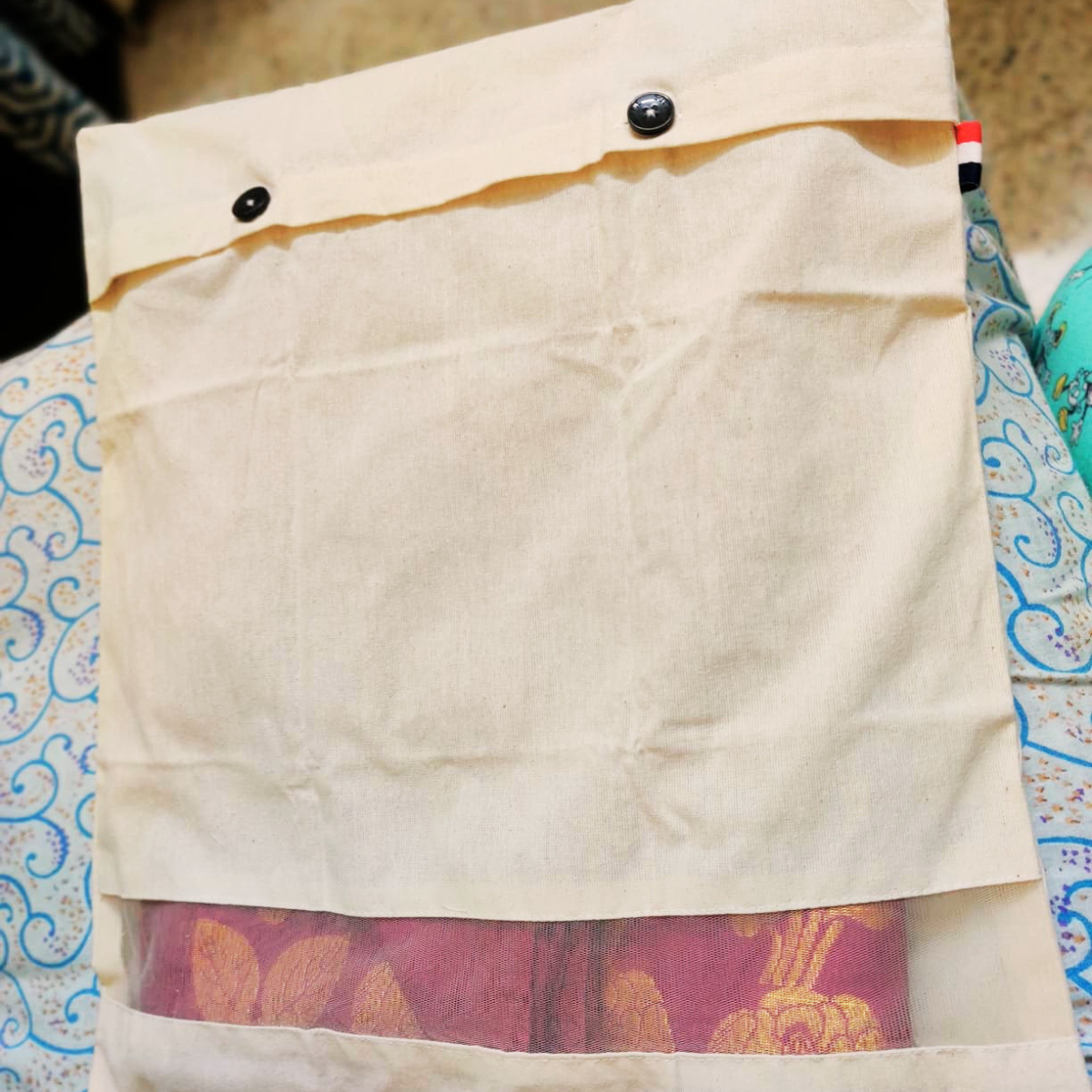Pack of 10 Cotton Saree Covers – Button Closure with Net Window (16x14")